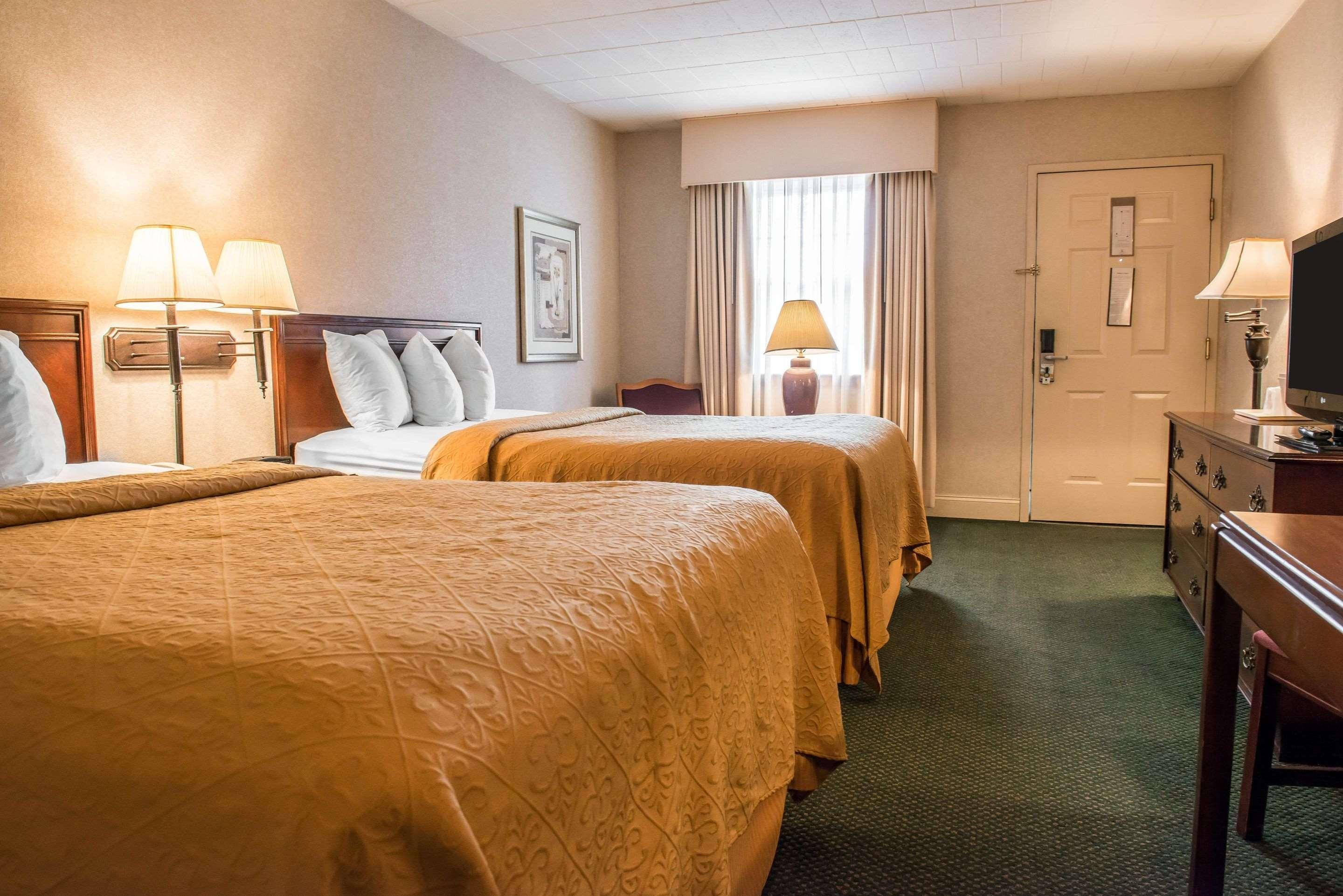 Quality Inn Pittsburgh Airport Oakdale Εξωτερικό φωτογραφία