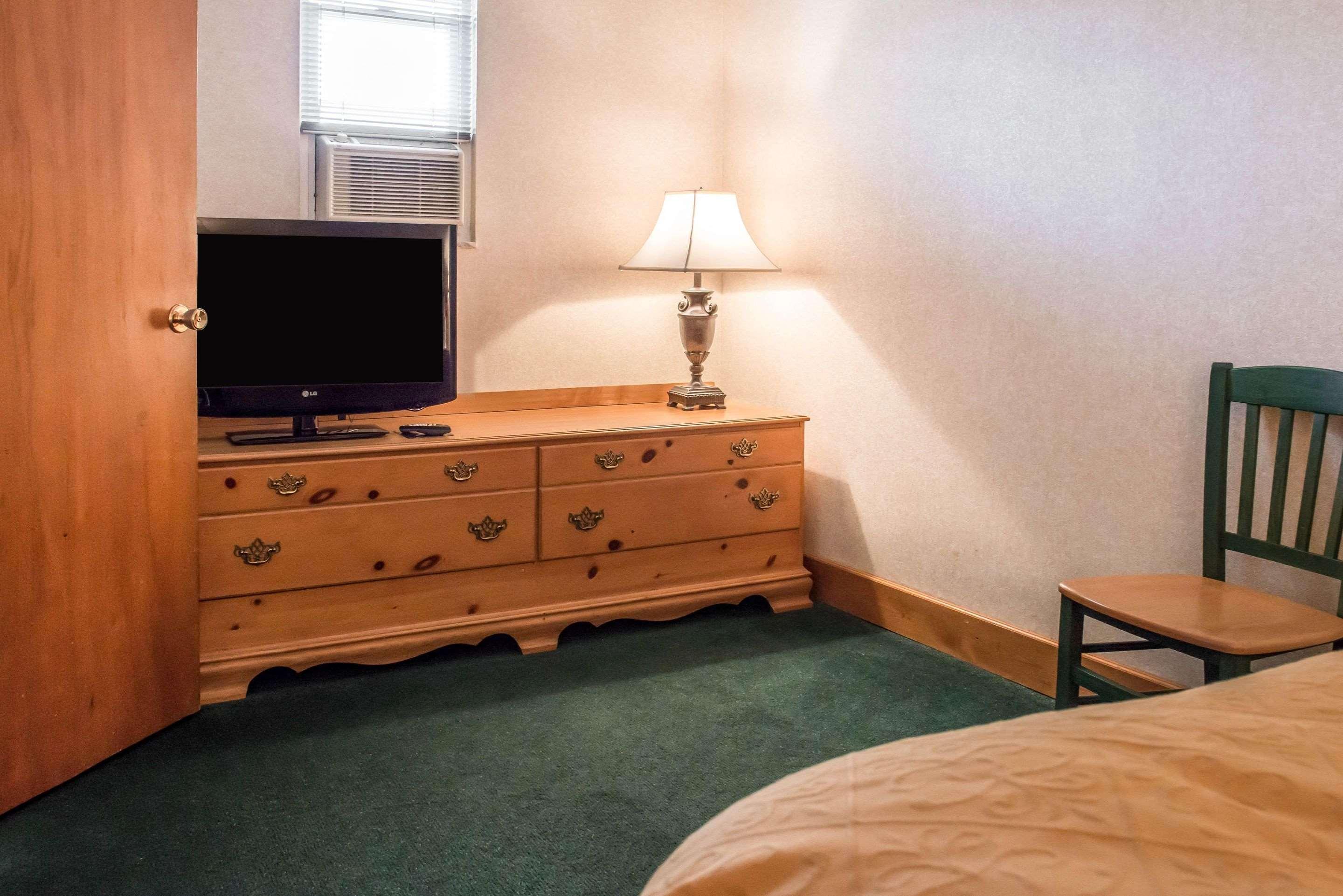 Quality Inn Pittsburgh Airport Oakdale Εξωτερικό φωτογραφία