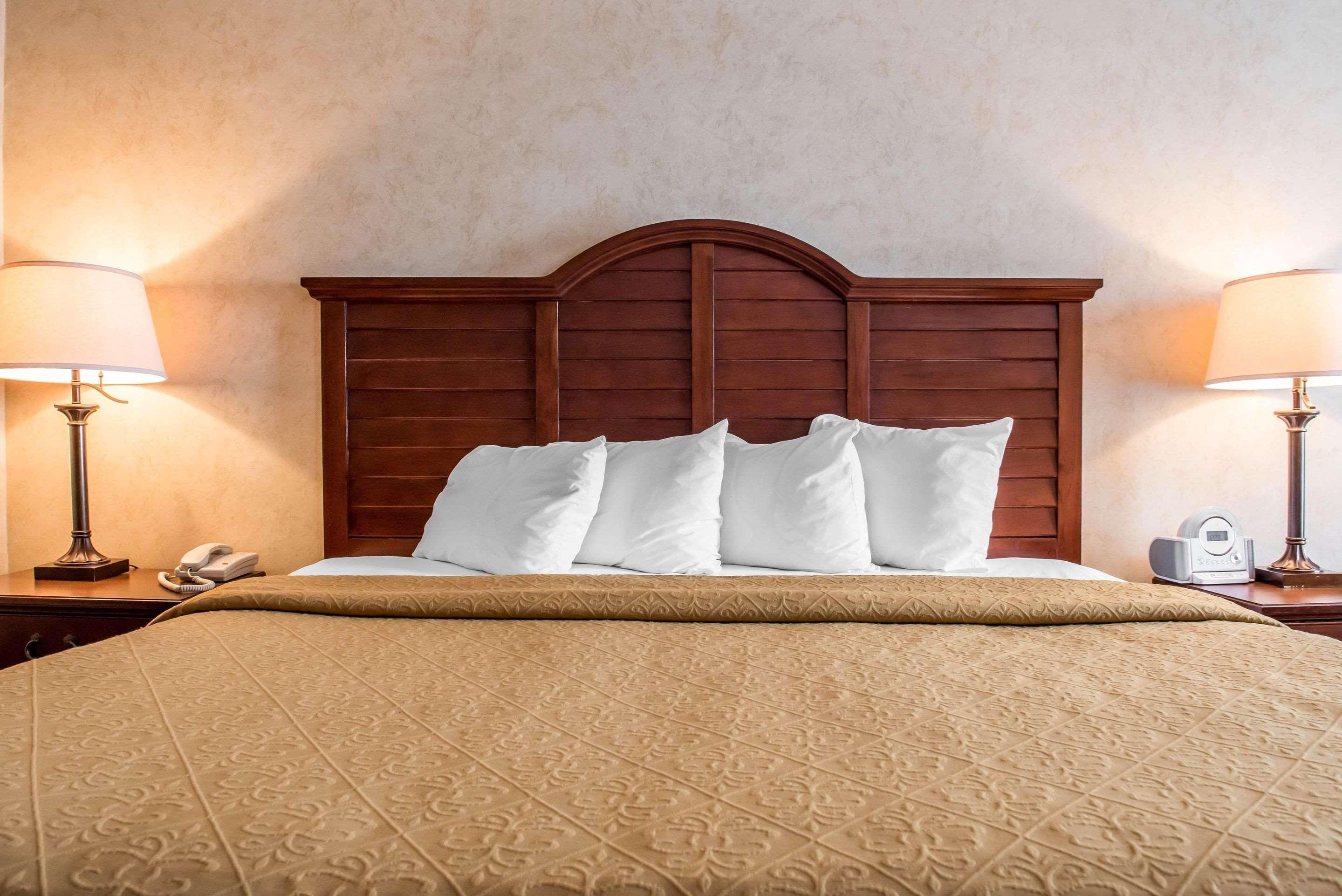 Quality Inn Pittsburgh Airport Oakdale Εξωτερικό φωτογραφία