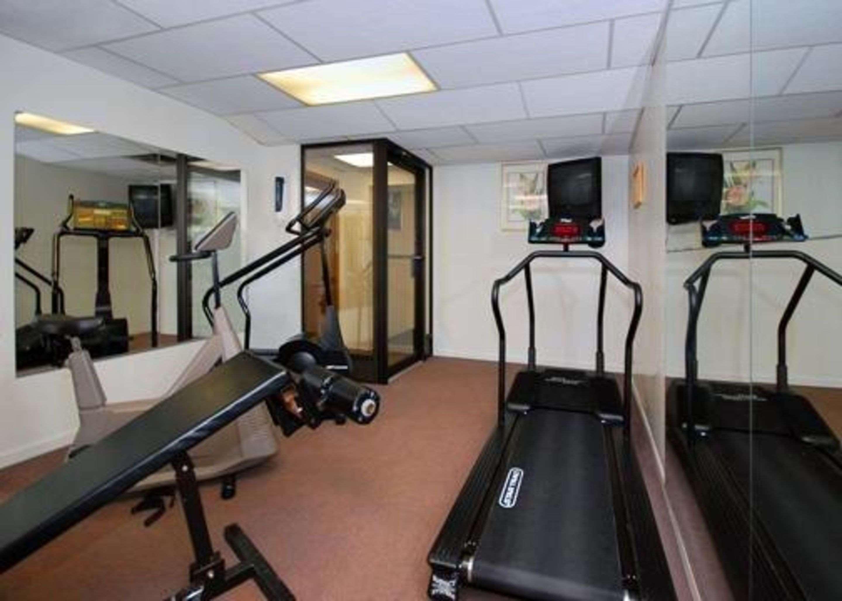 Quality Inn Pittsburgh Airport Oakdale Εξωτερικό φωτογραφία