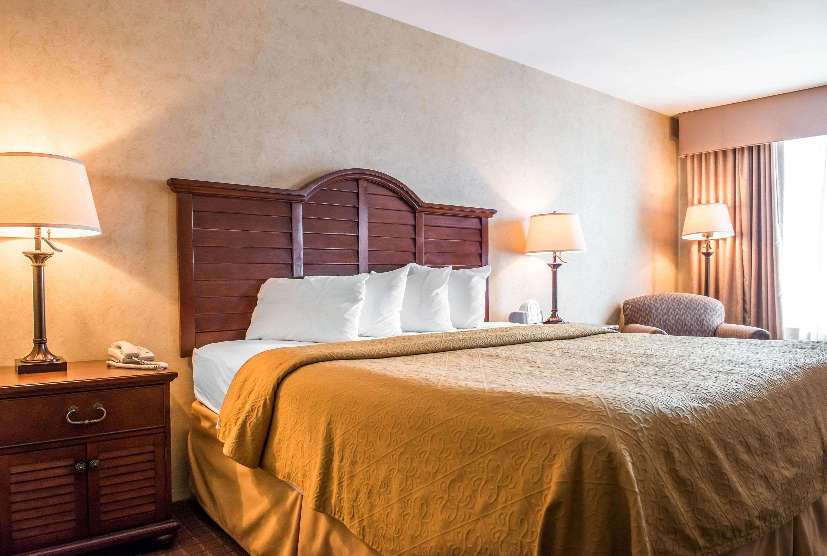Quality Inn Pittsburgh Airport Oakdale Εξωτερικό φωτογραφία