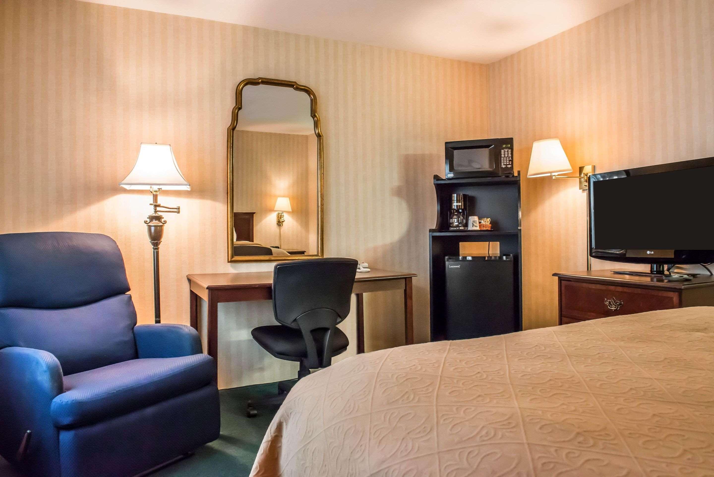 Quality Inn Pittsburgh Airport Oakdale Εξωτερικό φωτογραφία